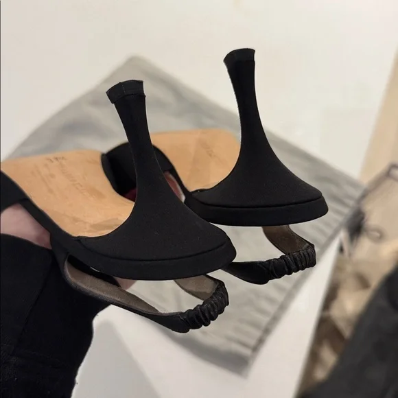 Manolo Blahnik Carolyne Satin Slingback Pumps - Picture 6 of 6